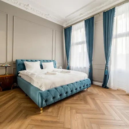 Apartment Marcinkowskiego Old Town #10 By Bookinghost